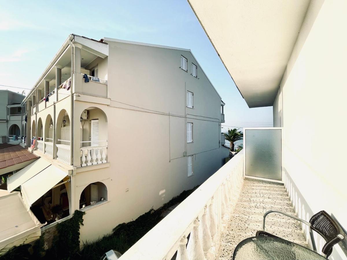 Kappa & Lamda Apartments Ρόδα Εξωτερικό φωτογραφία